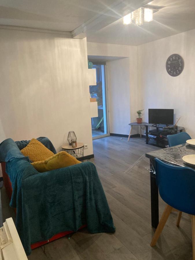Le « studio Sur La Neste » Dans Le Centre D'arreau Apartment *