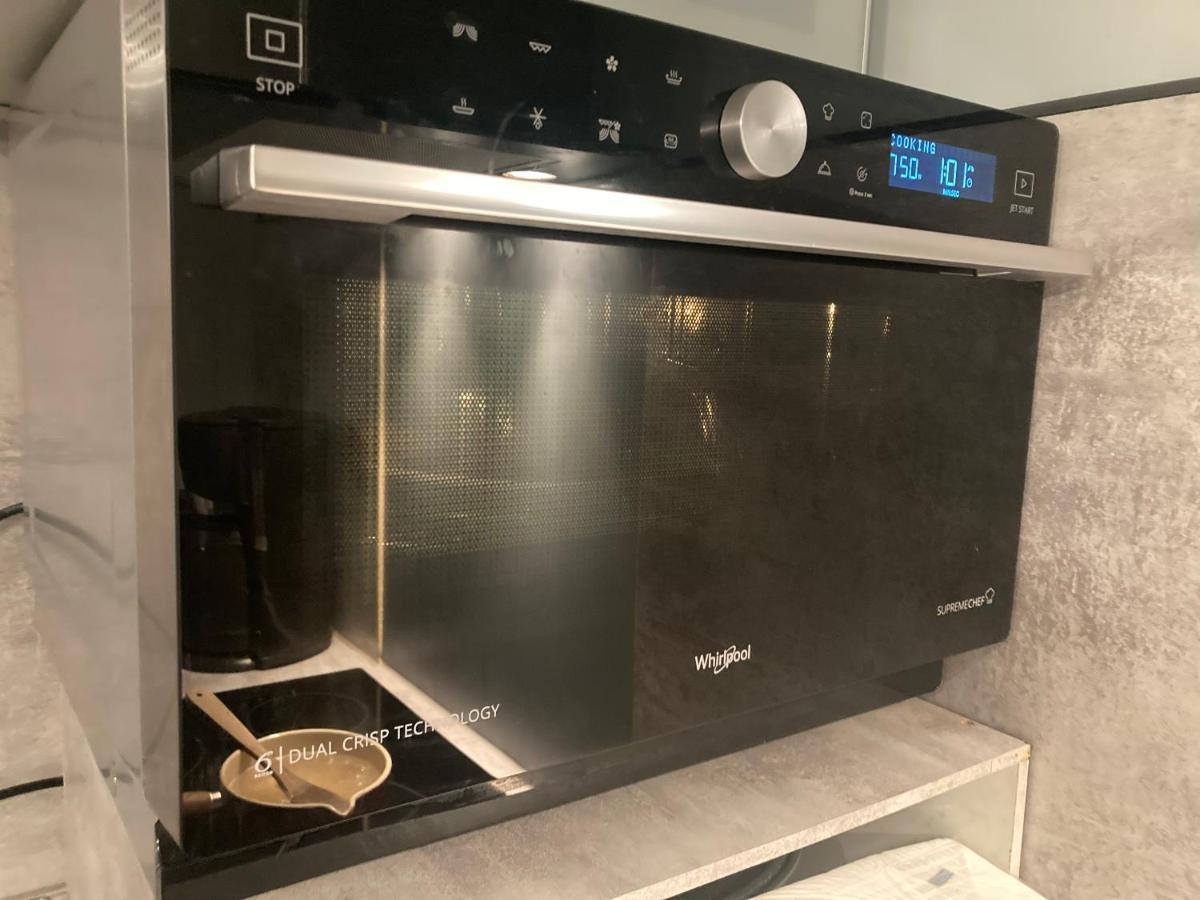Le « studio Sur La Neste » Dans Le Centre D'arreau Apartment Arreau