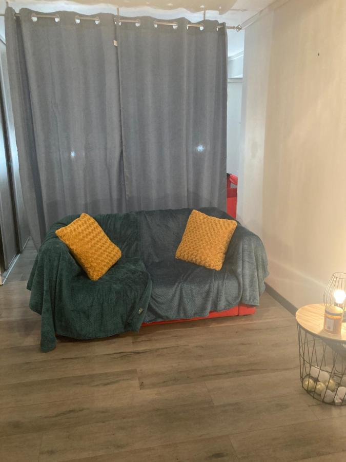 Le « studio Sur La Neste » Dans Le Centre D'arreau Apartment *